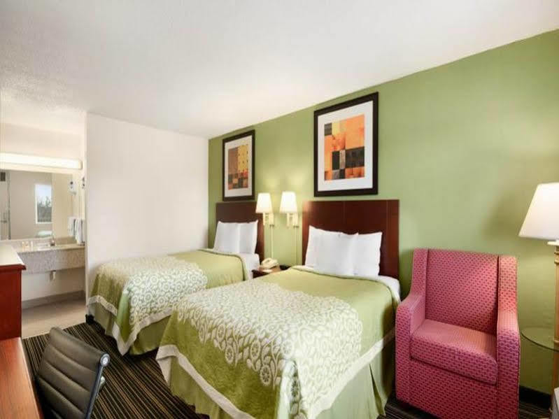 Days Inn By Wyndham Shelby Luaran gambar