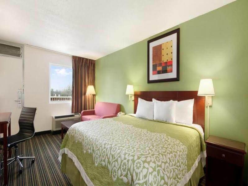 Days Inn By Wyndham Shelby Luaran gambar