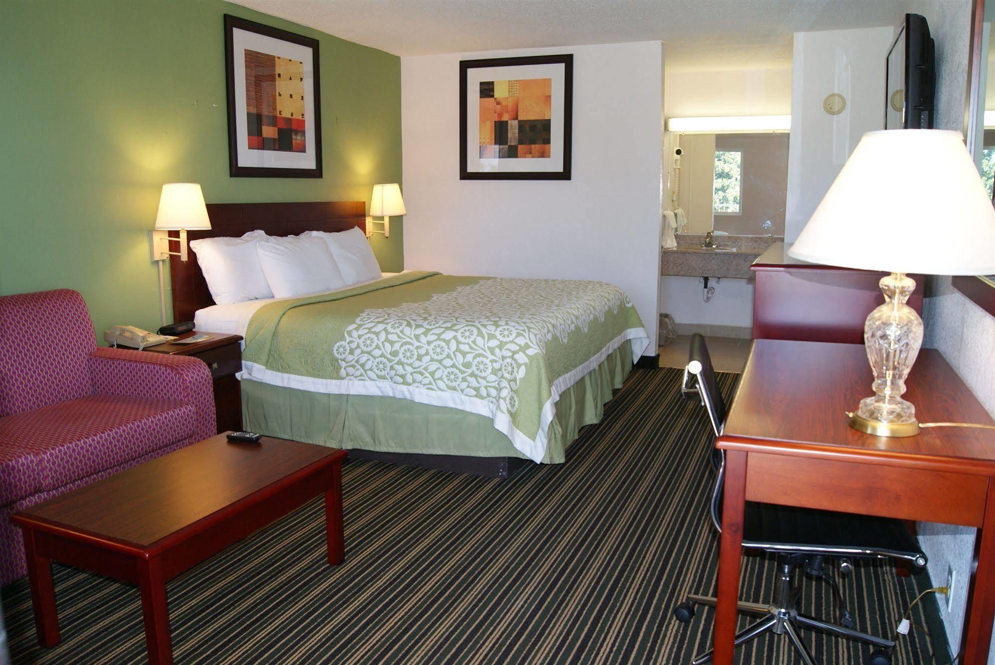 Days Inn By Wyndham Shelby Luaran gambar
